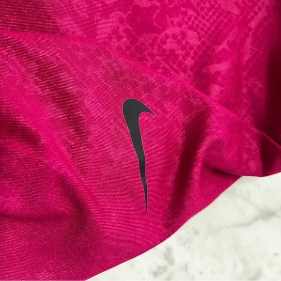 Nike Pro Dri-FIT Half Zip Women’s Pullover in Bold Pink/Magenta - Picture 7 of 12